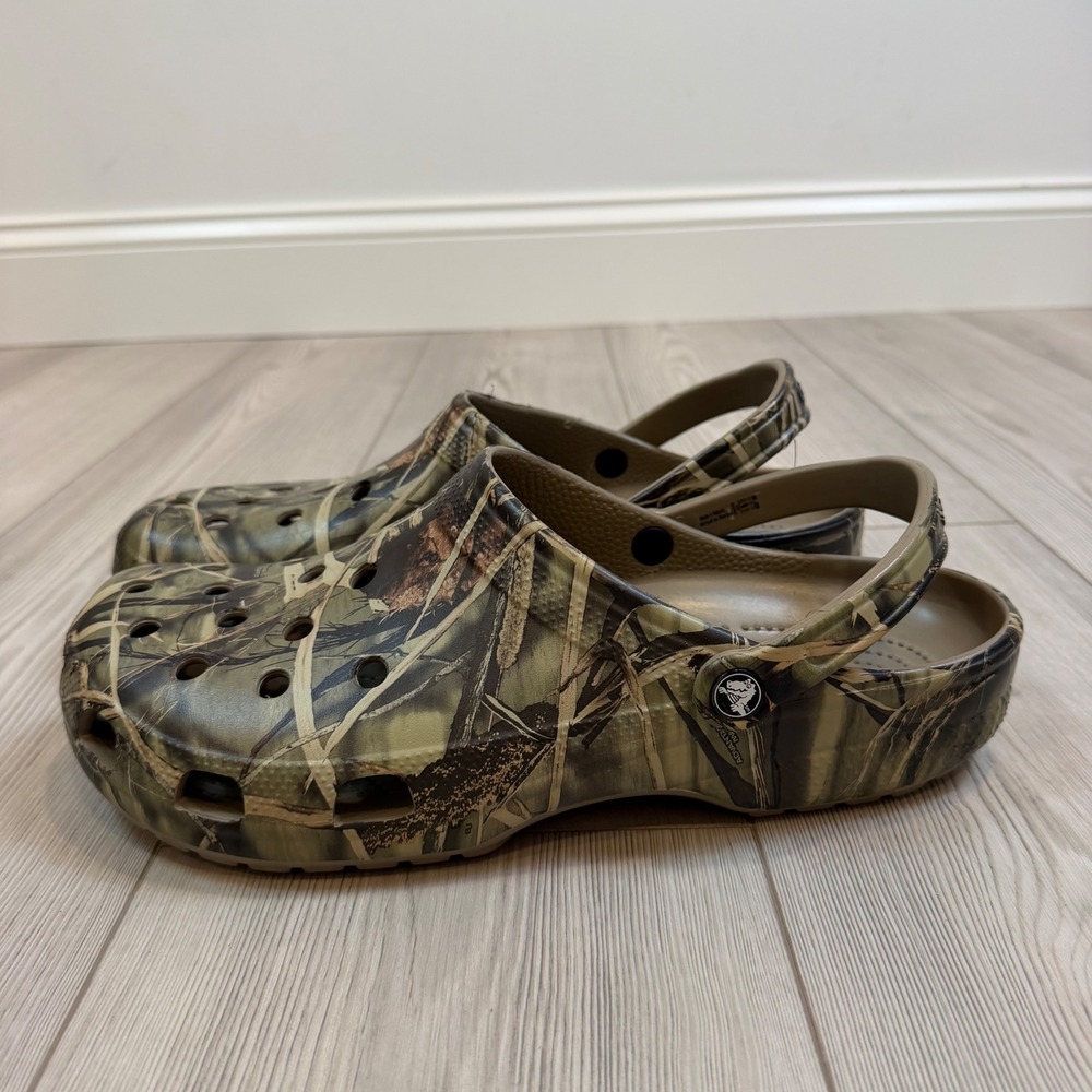 Crocs Men's Classic Clogs Realtree Camo Khaki 12132 Size 14 Hunting